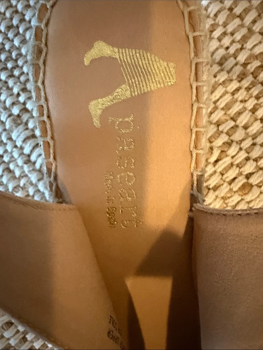 Paseart tan suede